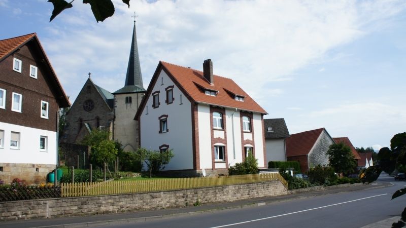 Kirche und Pfarrhaus